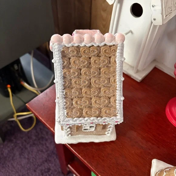 NWT-Gingerbread House Holiday Decoration - Brown and Pink - Picture 3 of 16
